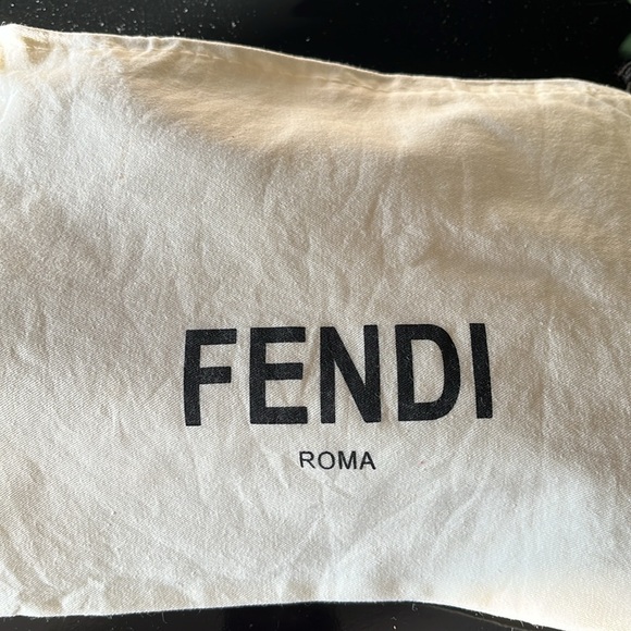 Fendi chain wallet 7 x 5 inches and half barely used  Studded  Bag with Fur - Picture 9 of 10